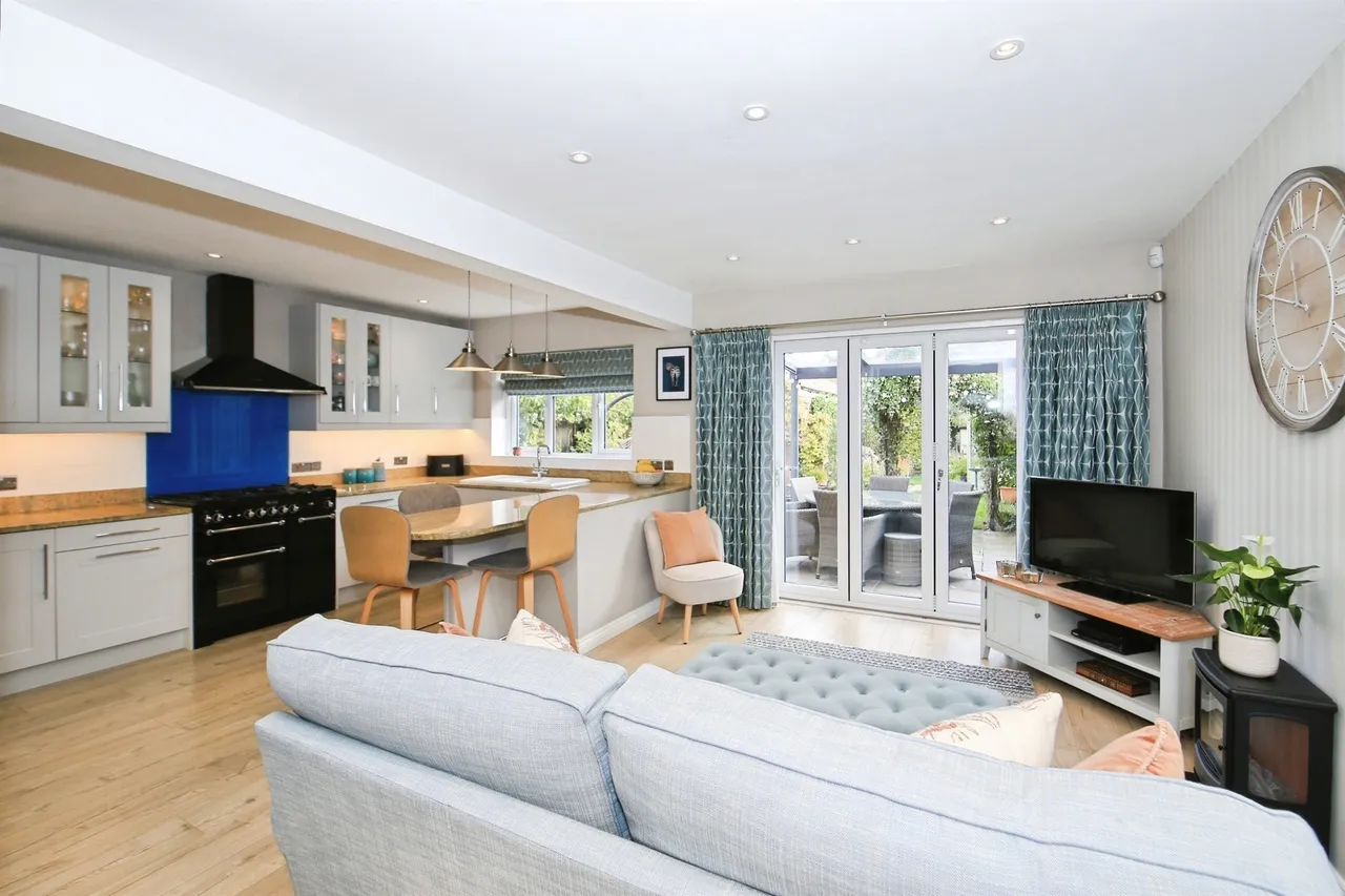 Dovecote Lane, Yaxley, PE7, photo 7