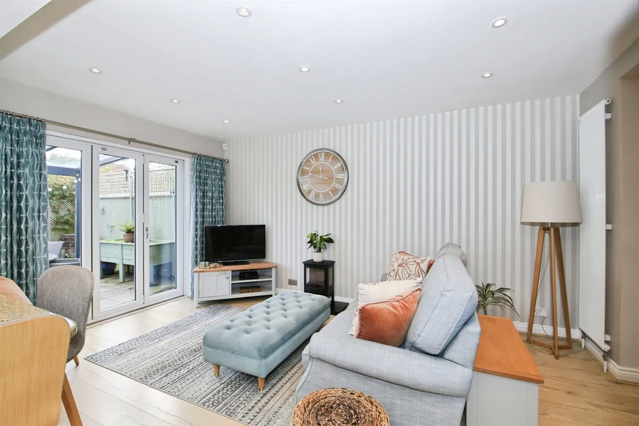 Dovecote Lane, Yaxley, PE7, photo 8