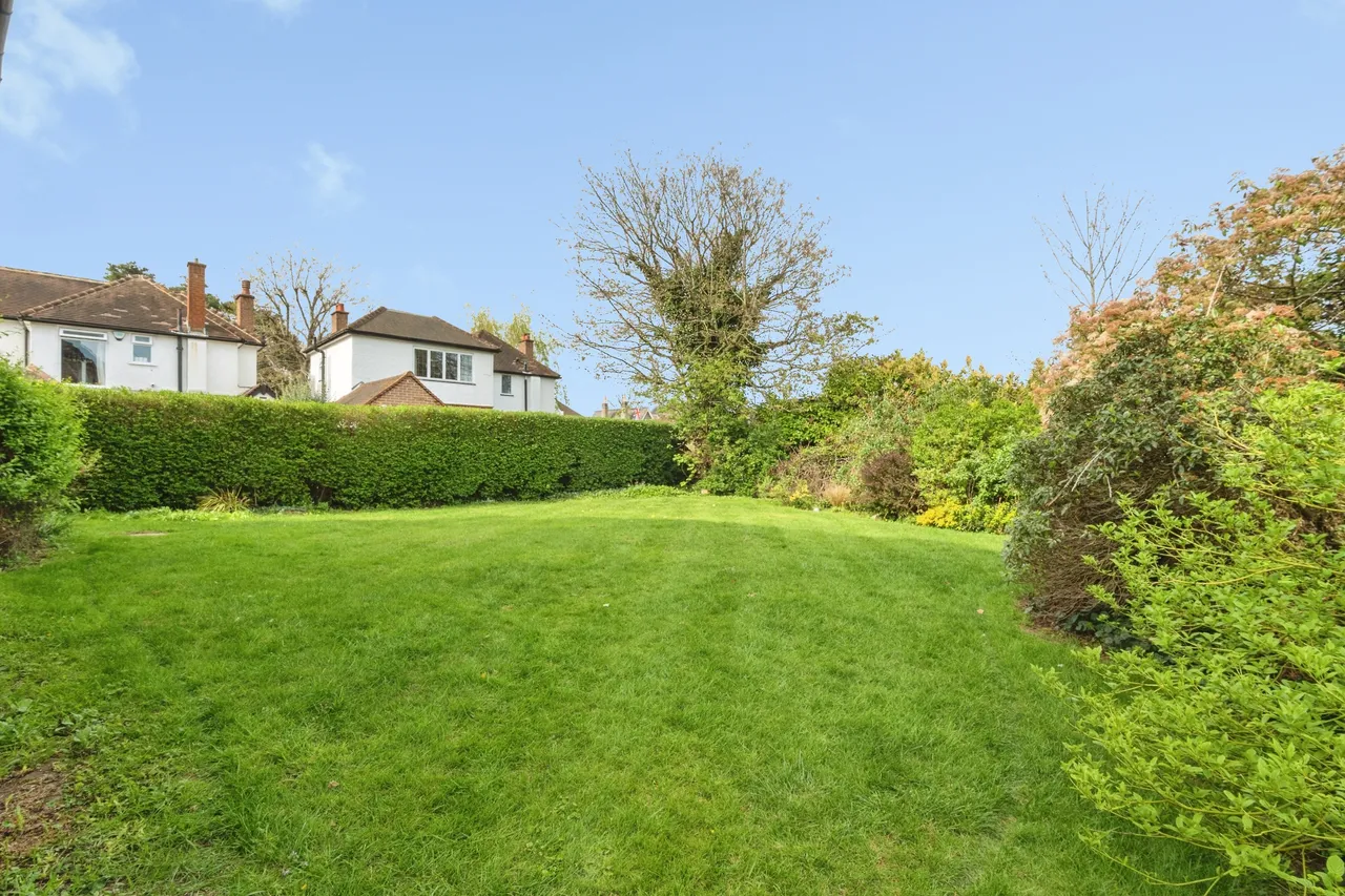 Manor Drive, Surbiton, KT5, photo 15