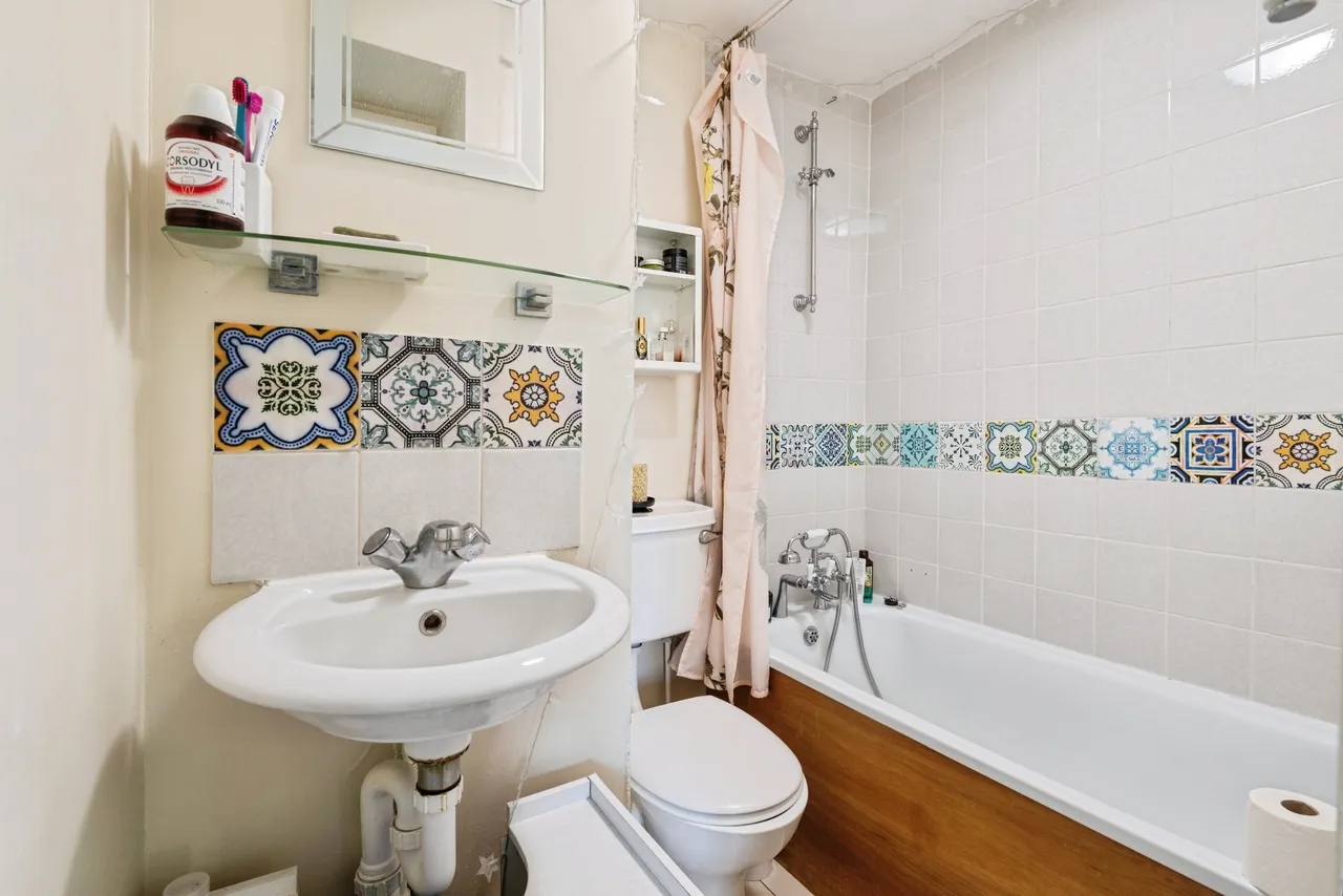 Manor Drive, Surbiton, KT5, photo 13