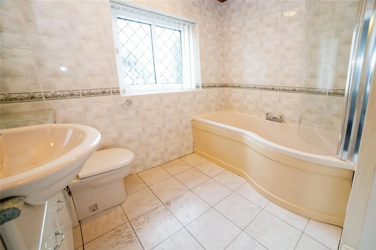 Chesterfield Road North, Mansfield, Nottinghamshire, NG19, photo 16