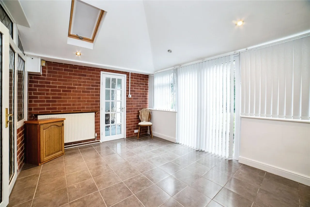Chesterfield Road North, Mansfield, Nottinghamshire, NG19, photo 9