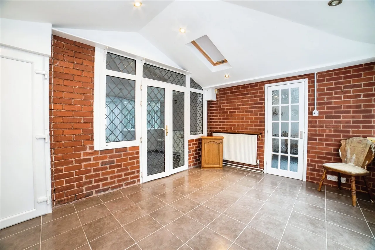Chesterfield Road North, Mansfield, Nottinghamshire, NG19, photo 10