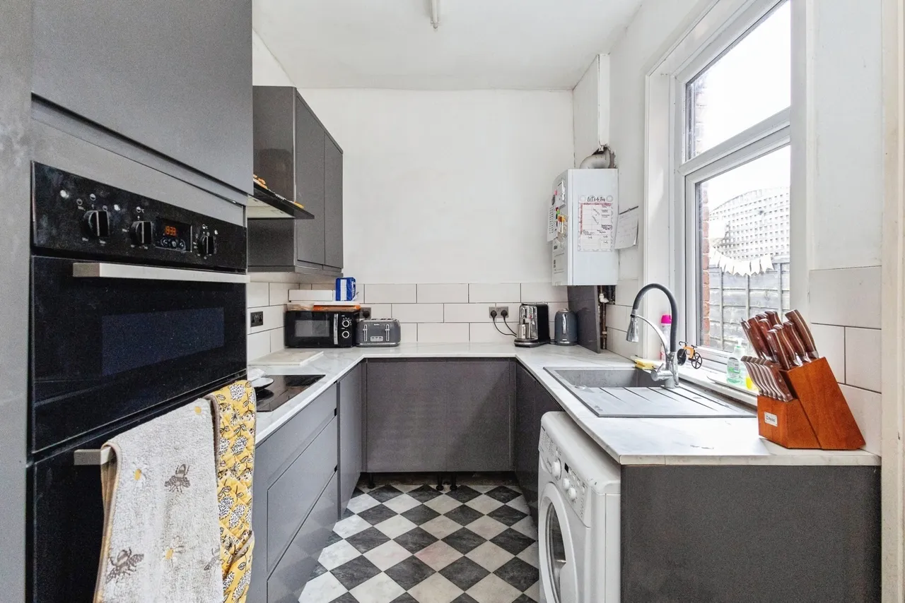 Talbot Road, Hyde, Greater Manchester, SK14, photo 9