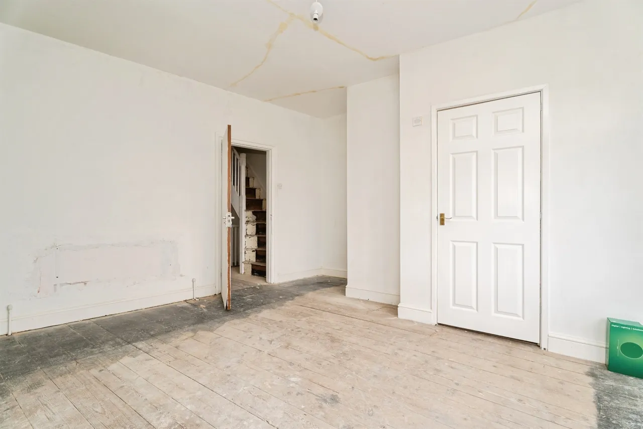 Mill Road, Cromer, photo 12