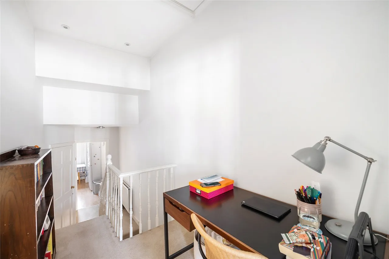 Nelgarde Road, London, SE6, photo 6