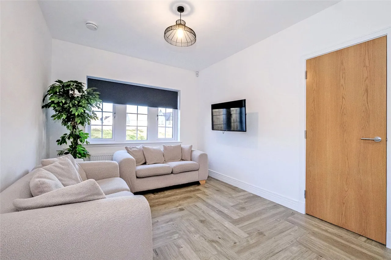 West Craigbank Crescent, Cults, AB15, photo 9