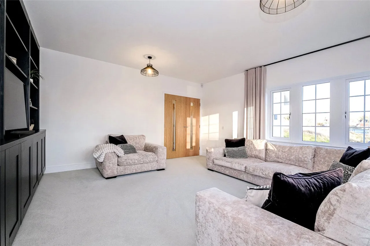 West Craigbank Crescent, Cults, AB15, photo 5