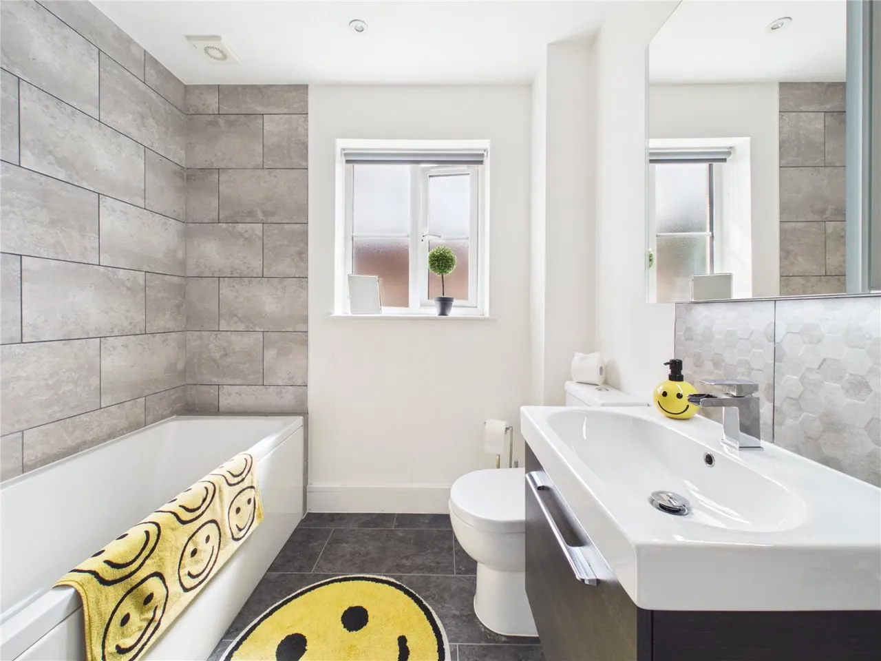Bridgwater Road, Bristol, BS13, photo 9
