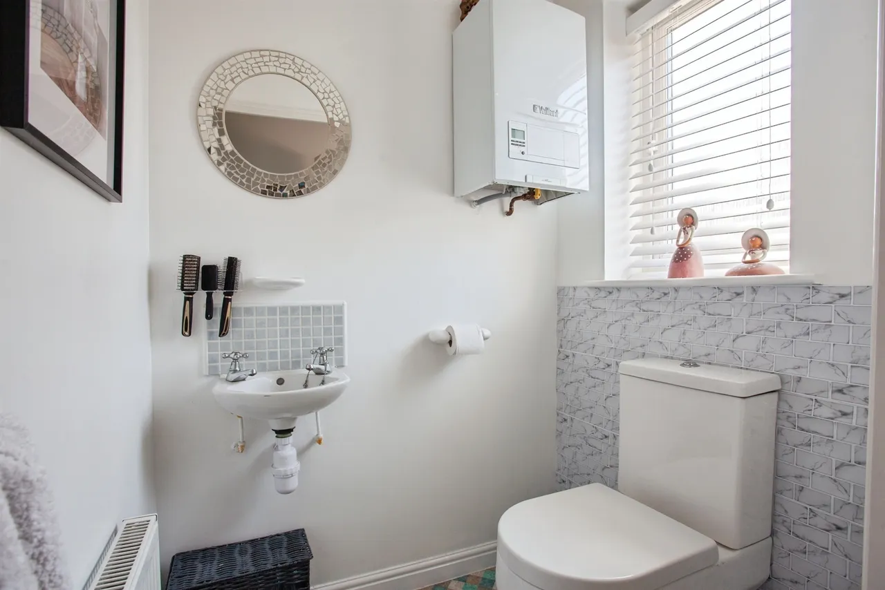 Euston Way, Dinnington, S25, photo 10