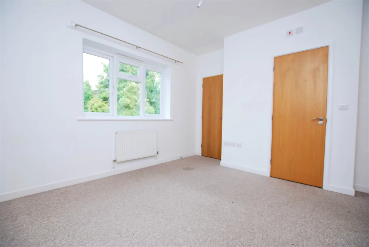 Josephs Road, Guildford, GU1, photo 6