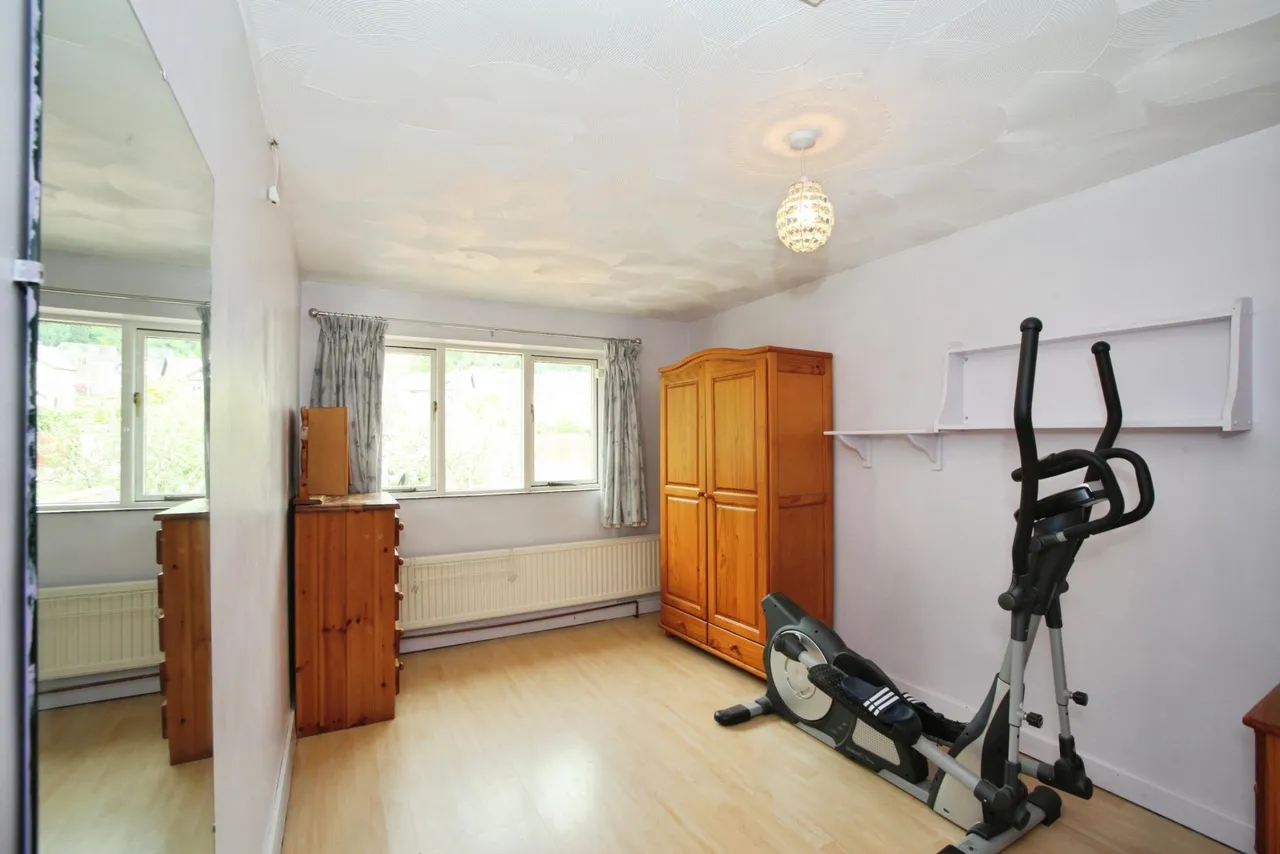 Sycamore Road, Pontypool, NP4, photo 46