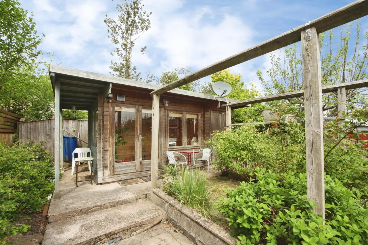 Sycamore Road, Pontypool, NP4, photo 58