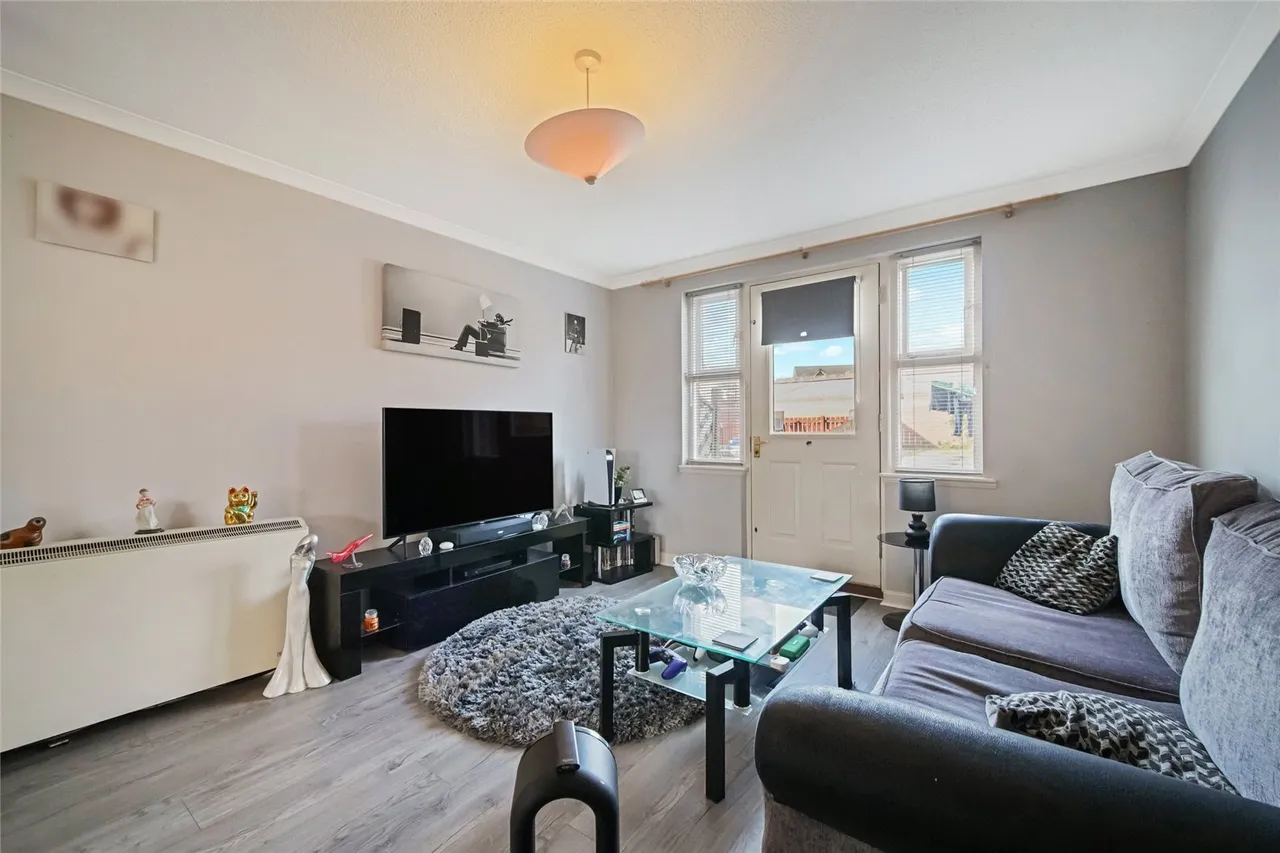 Nicol Road, Broxburn, West Lothian, EH52, photo 3