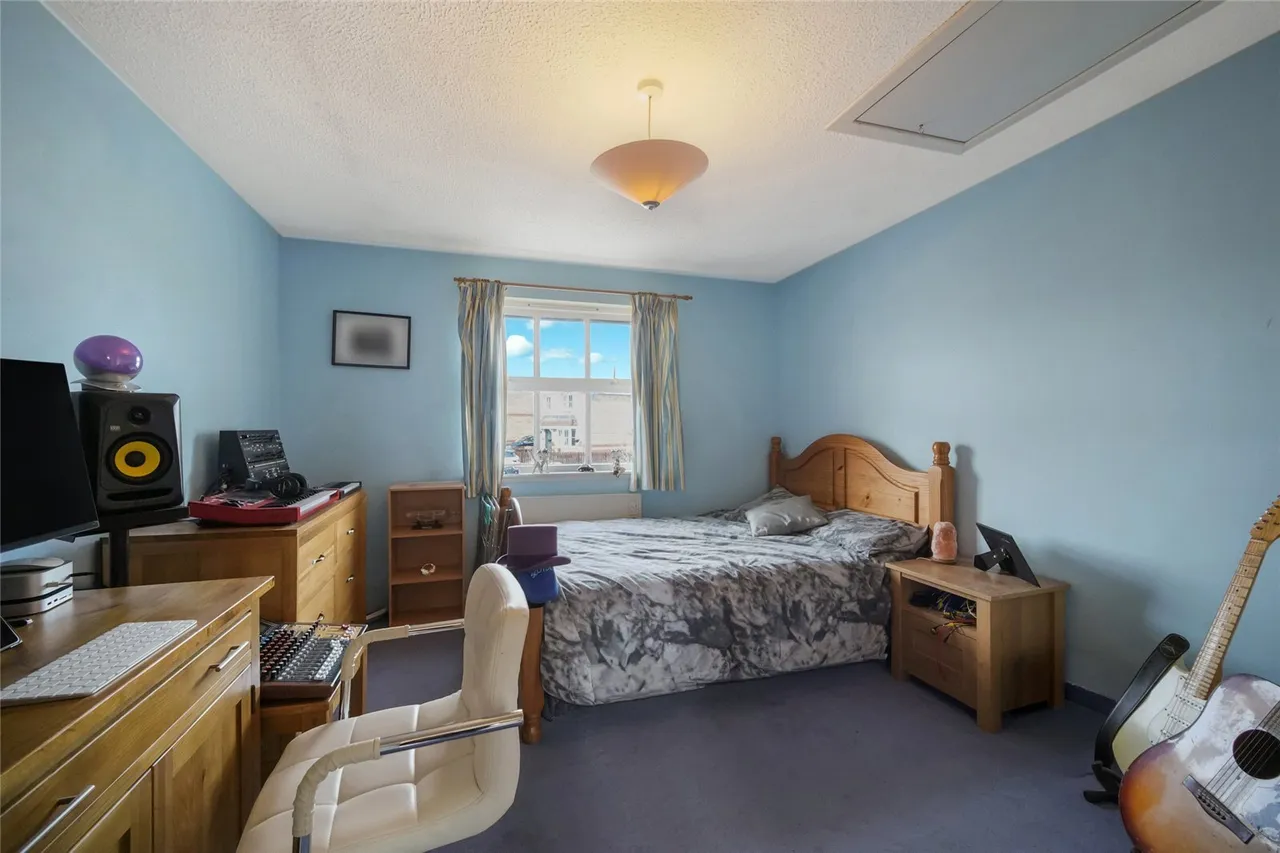 Nicol Road, Broxburn, West Lothian, EH52, photo 9