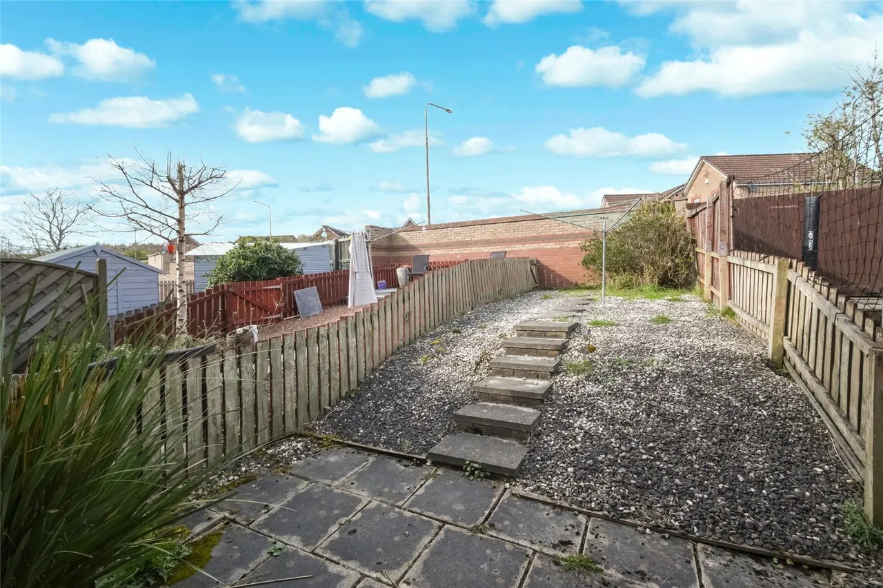 Nicol Road, Broxburn, West Lothian, EH52, photo 13