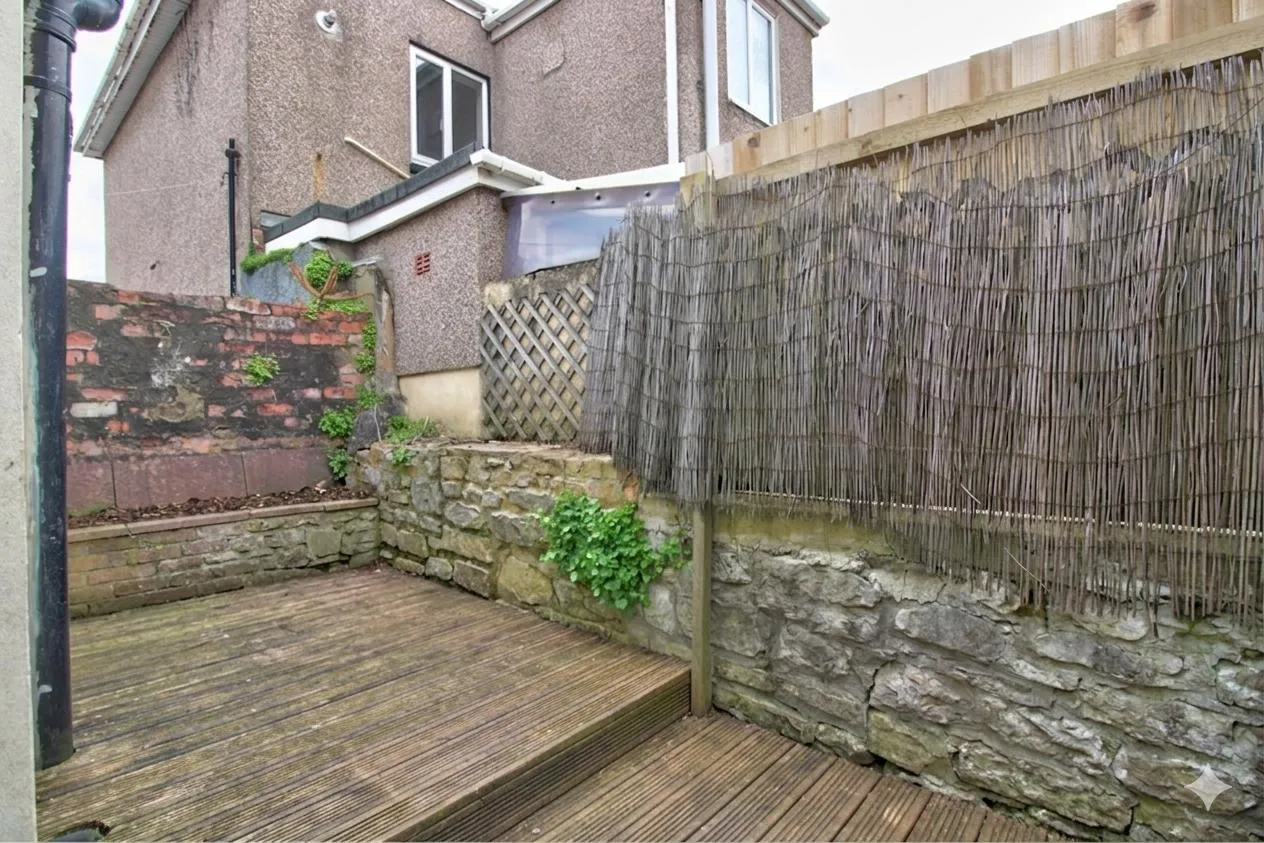 Bishop Street, Newport, NP19, photo 8