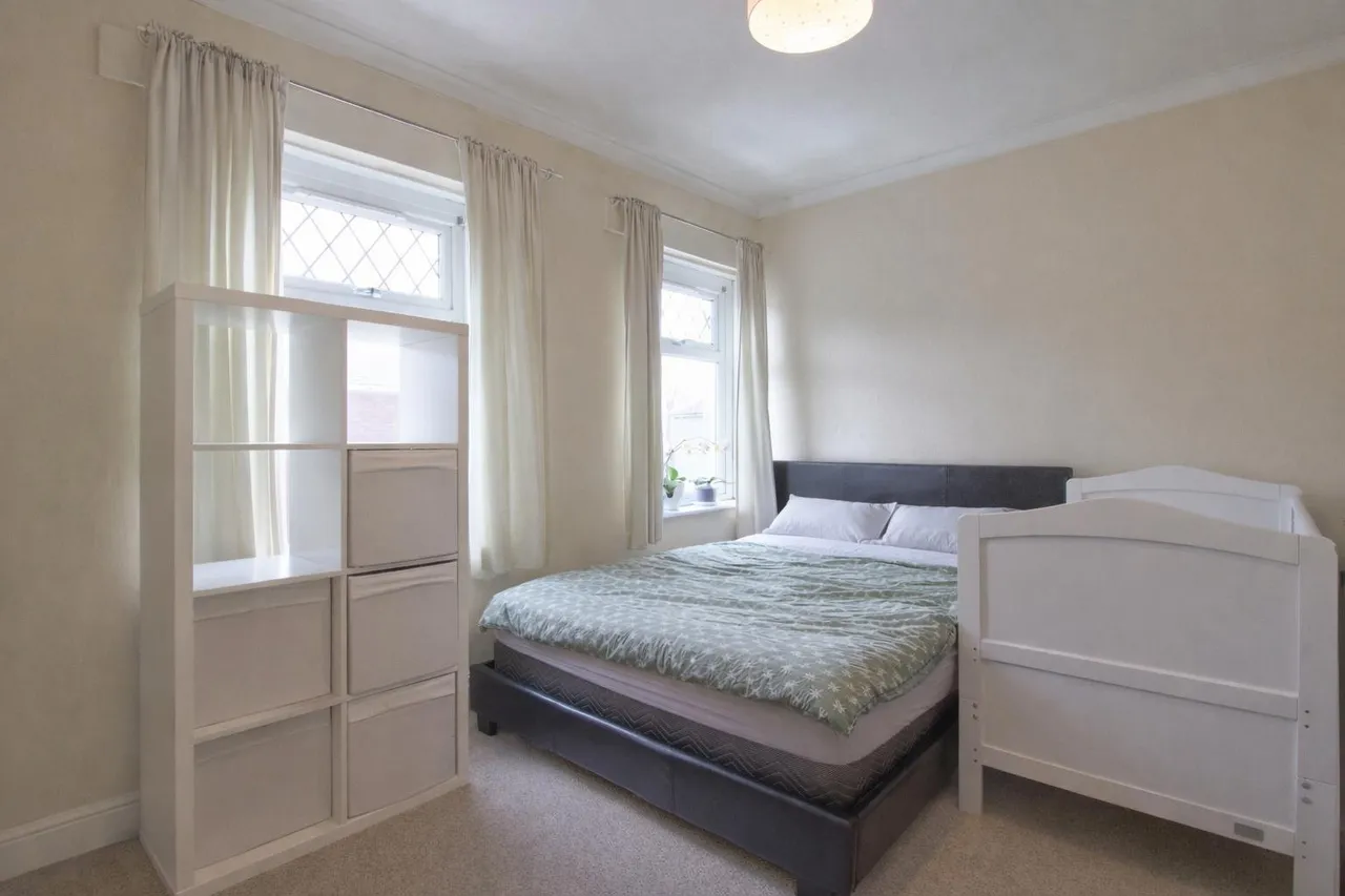 Bishop Street, Newport, NP19, photo 6