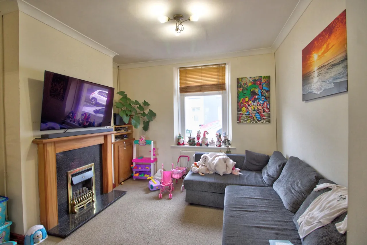 Bishop Street, Newport, NP19, photo 5