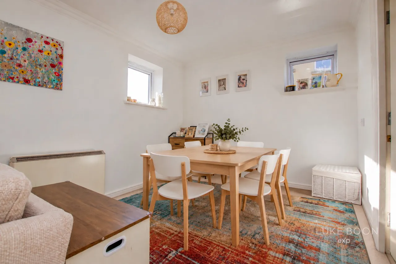 Aberdeen Avenue, Manadon Park, PL5, photo 6