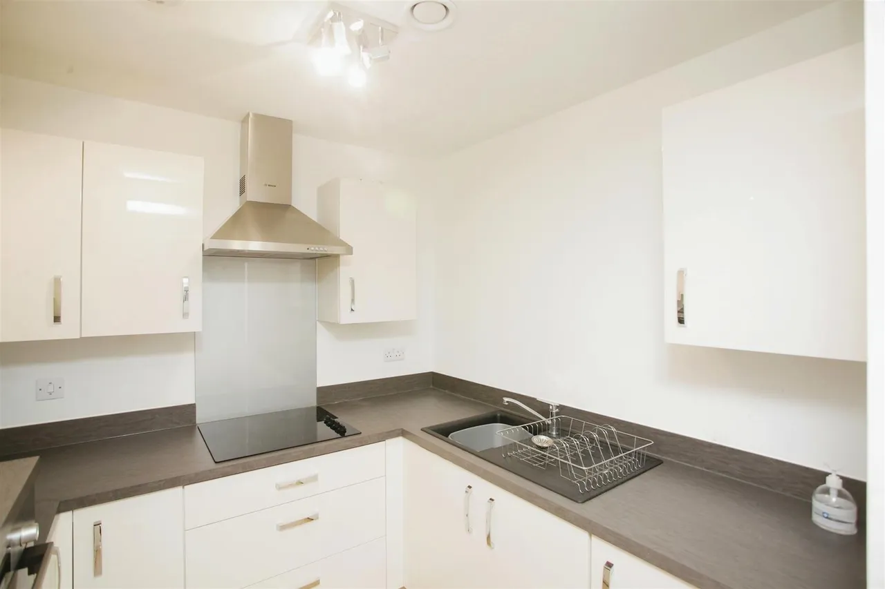 Church Street, Nuneaton, CV11, photo 5