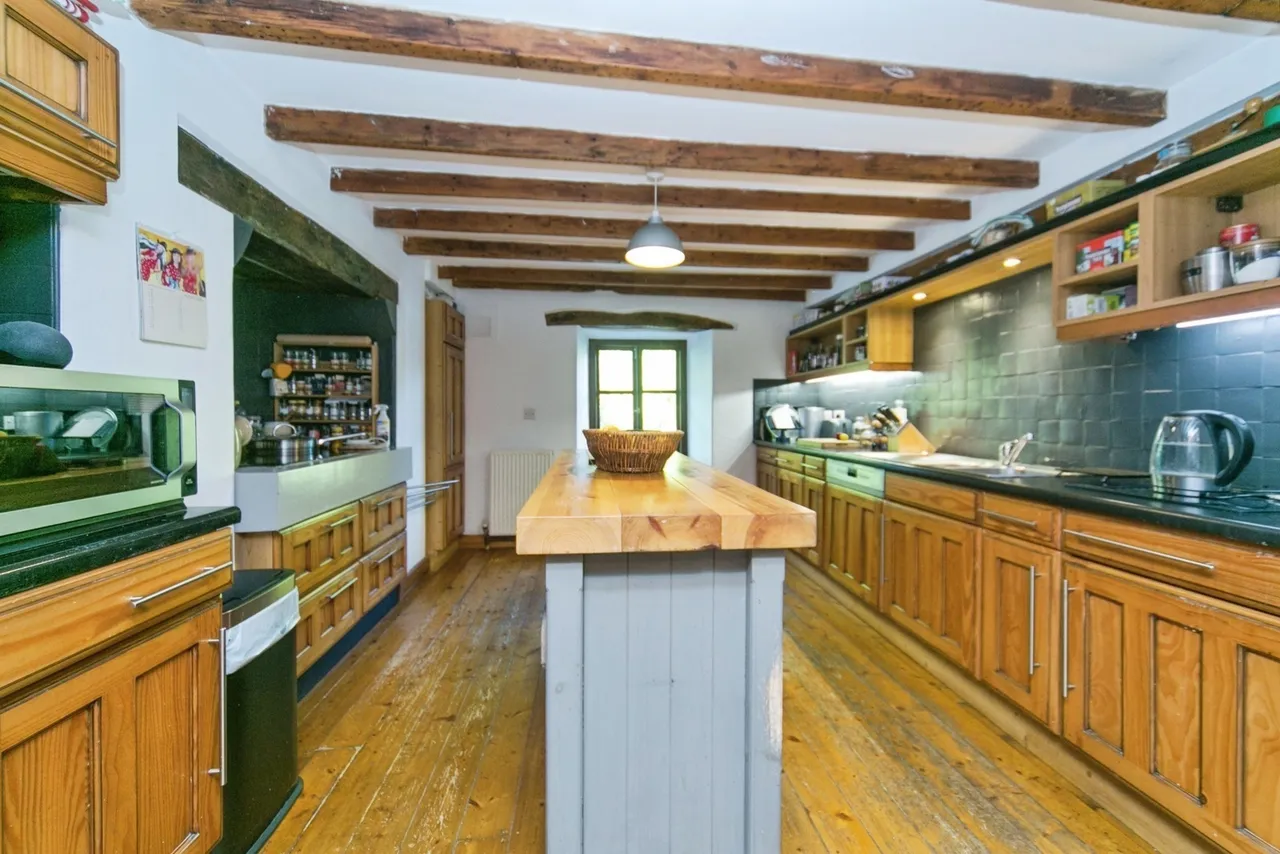 Cadnant Road, Menai Bridge, LL59, photo 31
