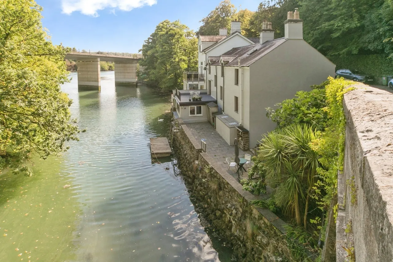 Cadnant Road, Menai Bridge, LL59, photo 13