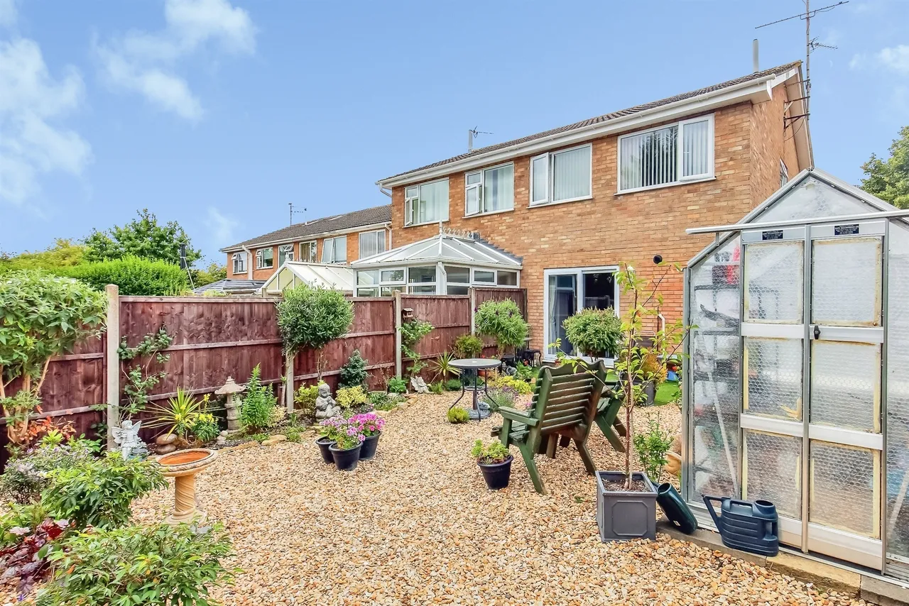 Meadow Lane, Ryhall, PE9, photo 17