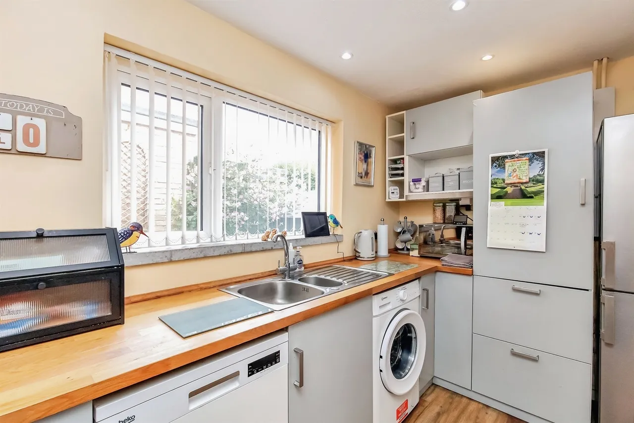 Meadow Lane, Ryhall, PE9, photo 9