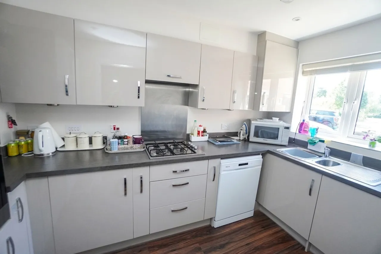 Kingswood Park, High Wycombe, HP13, photo 2