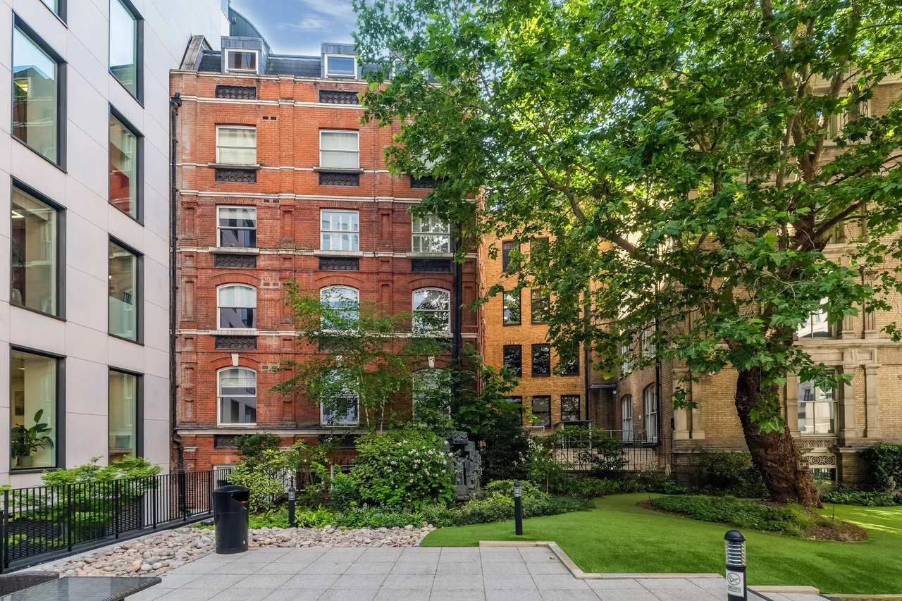 Martin Lane, London, EC4R, photo 9