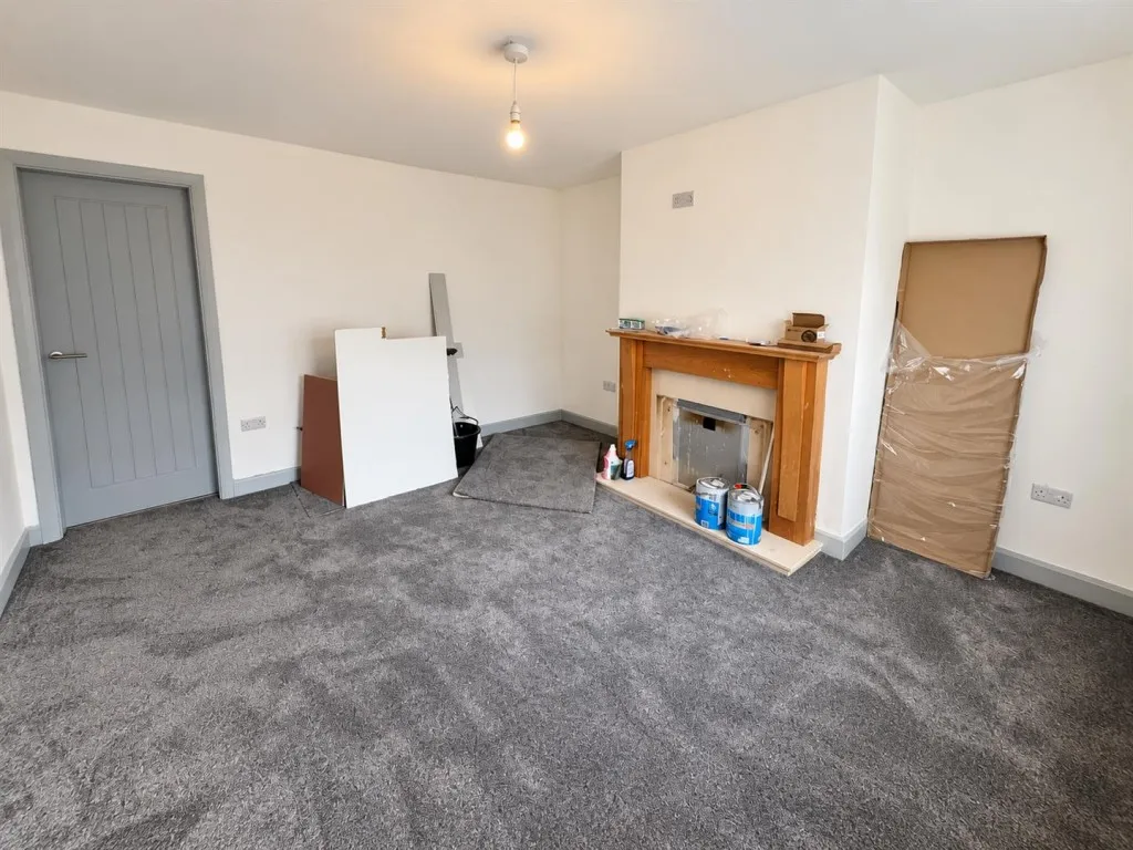 Albert Avenue, Shipley, BD18, photo 2