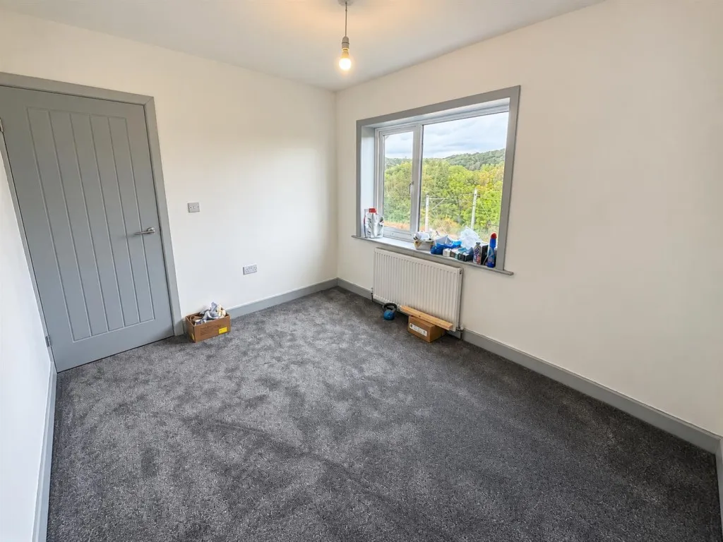 Albert Avenue, Shipley, BD18, photo 8