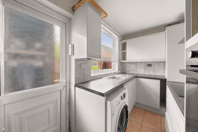 Botwell Crescent, Hayes, photo 12