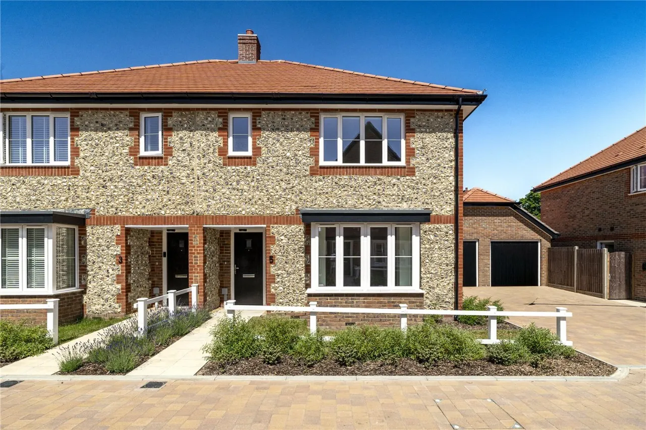 Angmering, BN16, photo 14