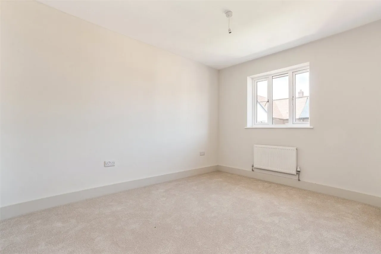 Angmering, BN16, photo 11