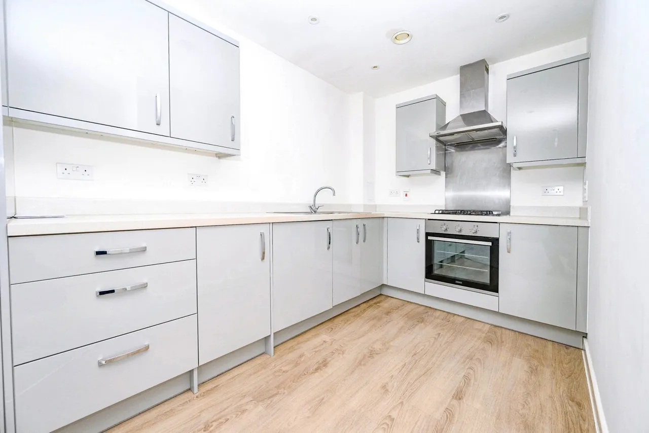 Fedora Court, Bongrace Walk, Luton, Bedfordshire, LU4, photo 4