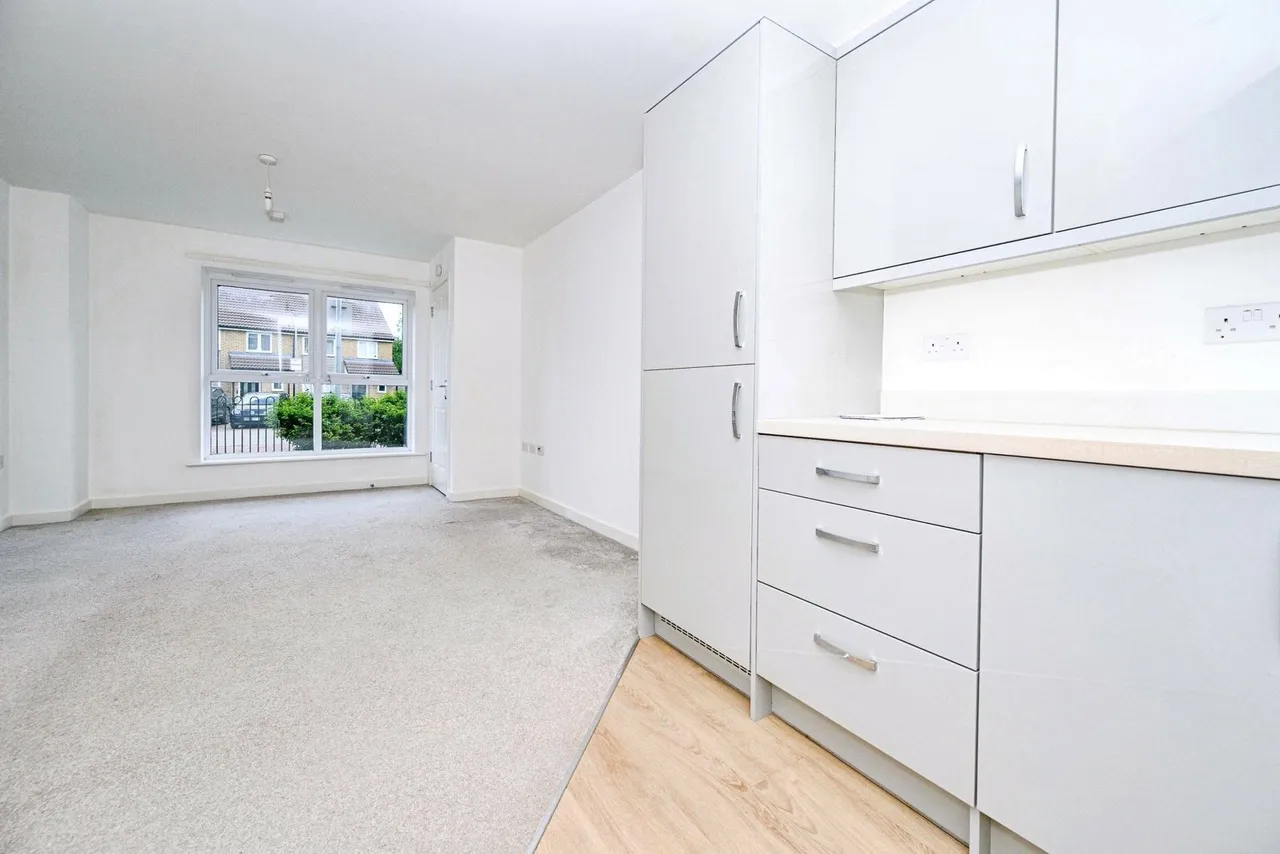 Fedora Court, Bongrace Walk, Luton, Bedfordshire, LU4, photo 3