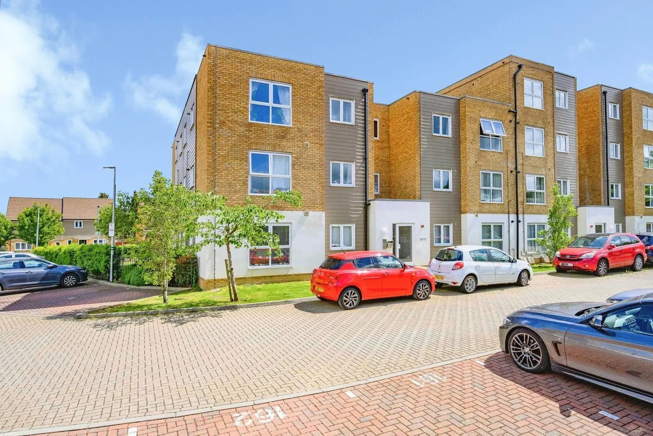 Fedora Court, Bongrace Walk, Luton, Bedfordshire, LU4, photo 7