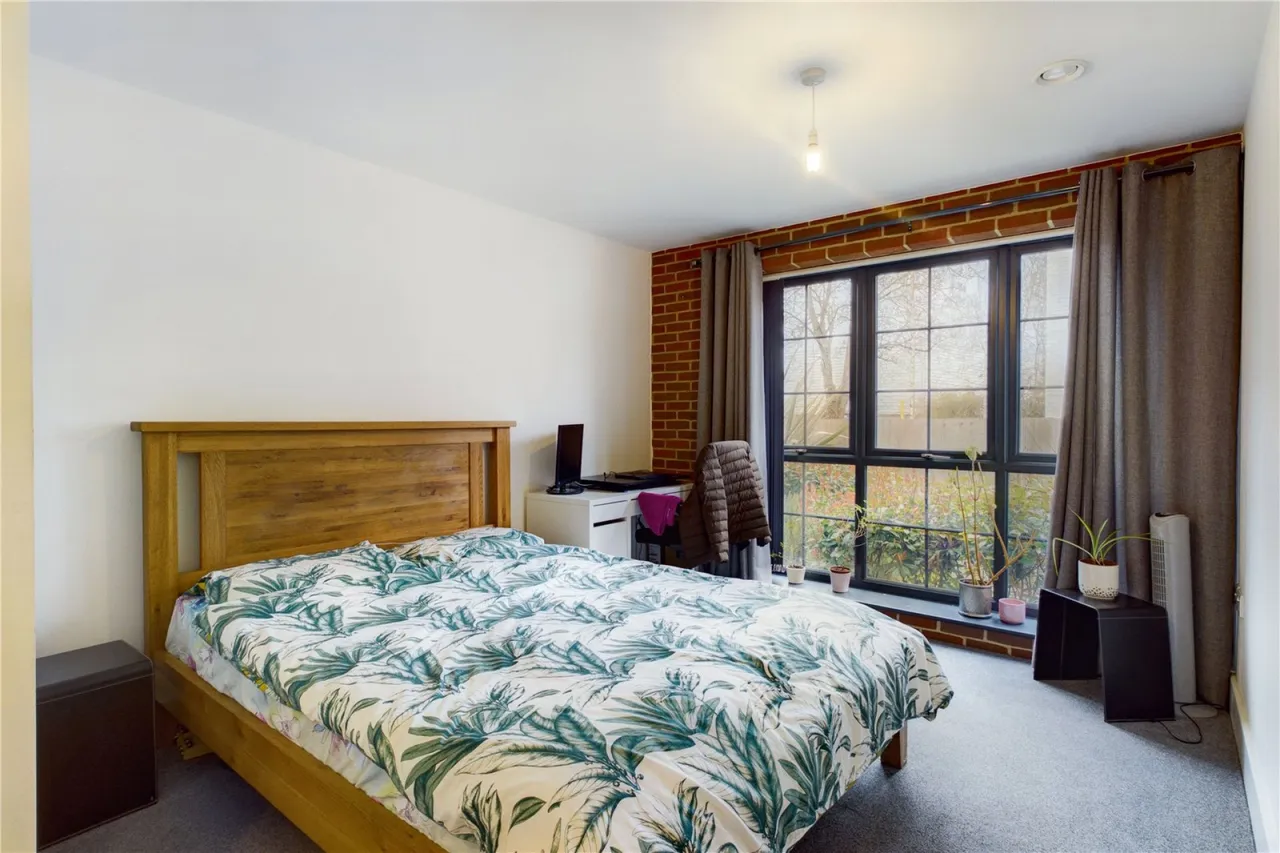 Kelvin Road, Newbury, RG14, photo 9