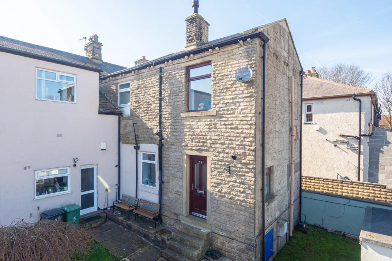 1 bed house to rent, Greentop, Pudsey, LS28