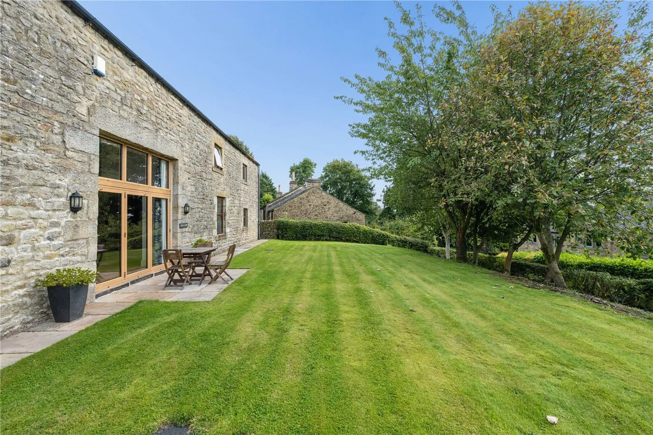 Long Preston, Skipton, BD23, photo 36