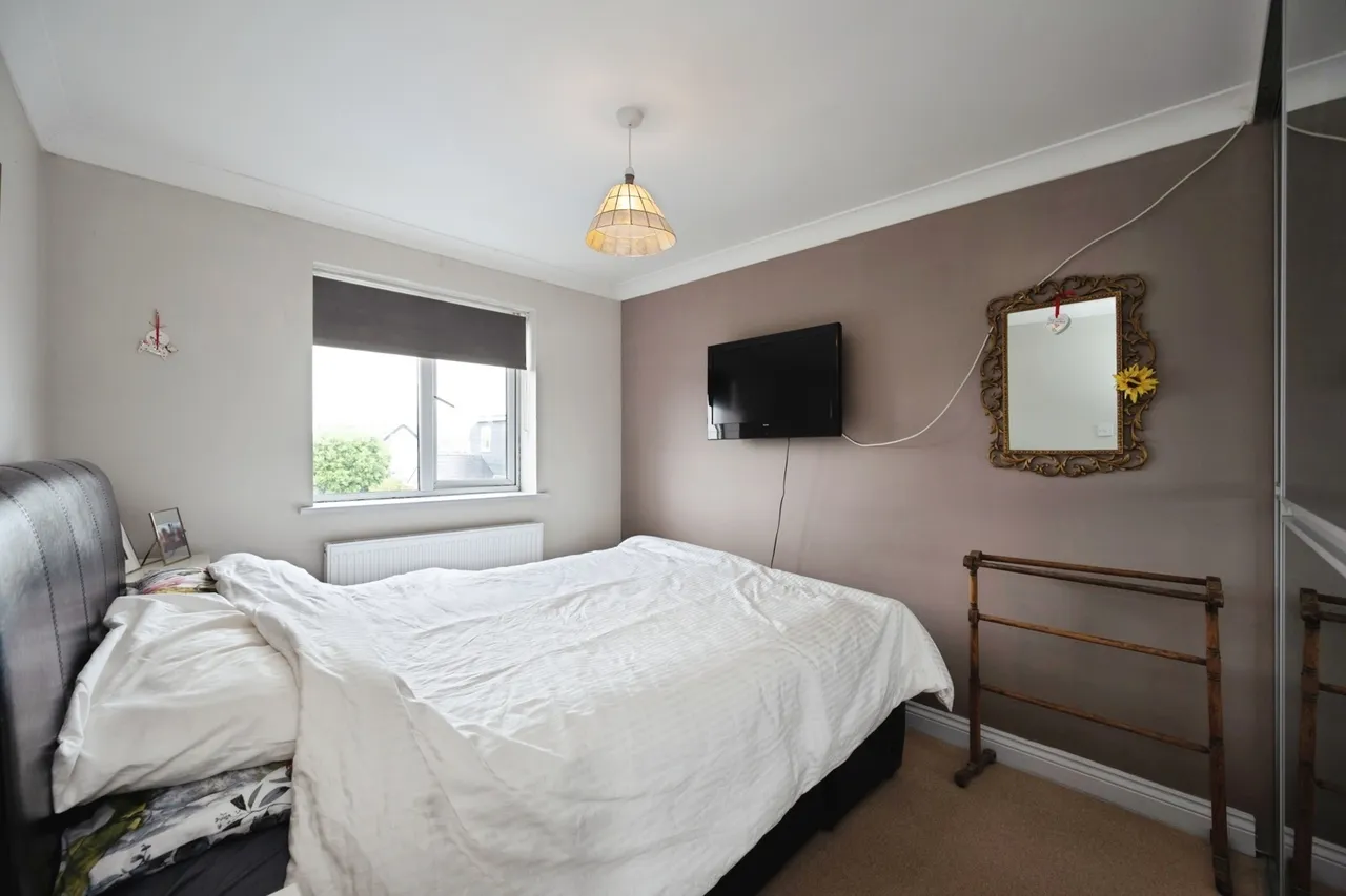 Southwood Road, Hayling Island, PO11, photo 9