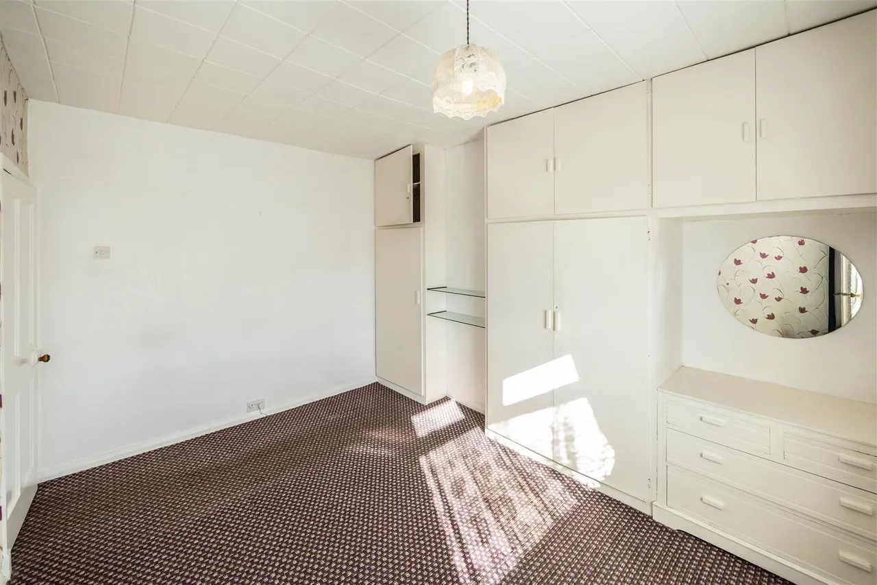 Beechwood Drive, Halifax, HX2, photo 15