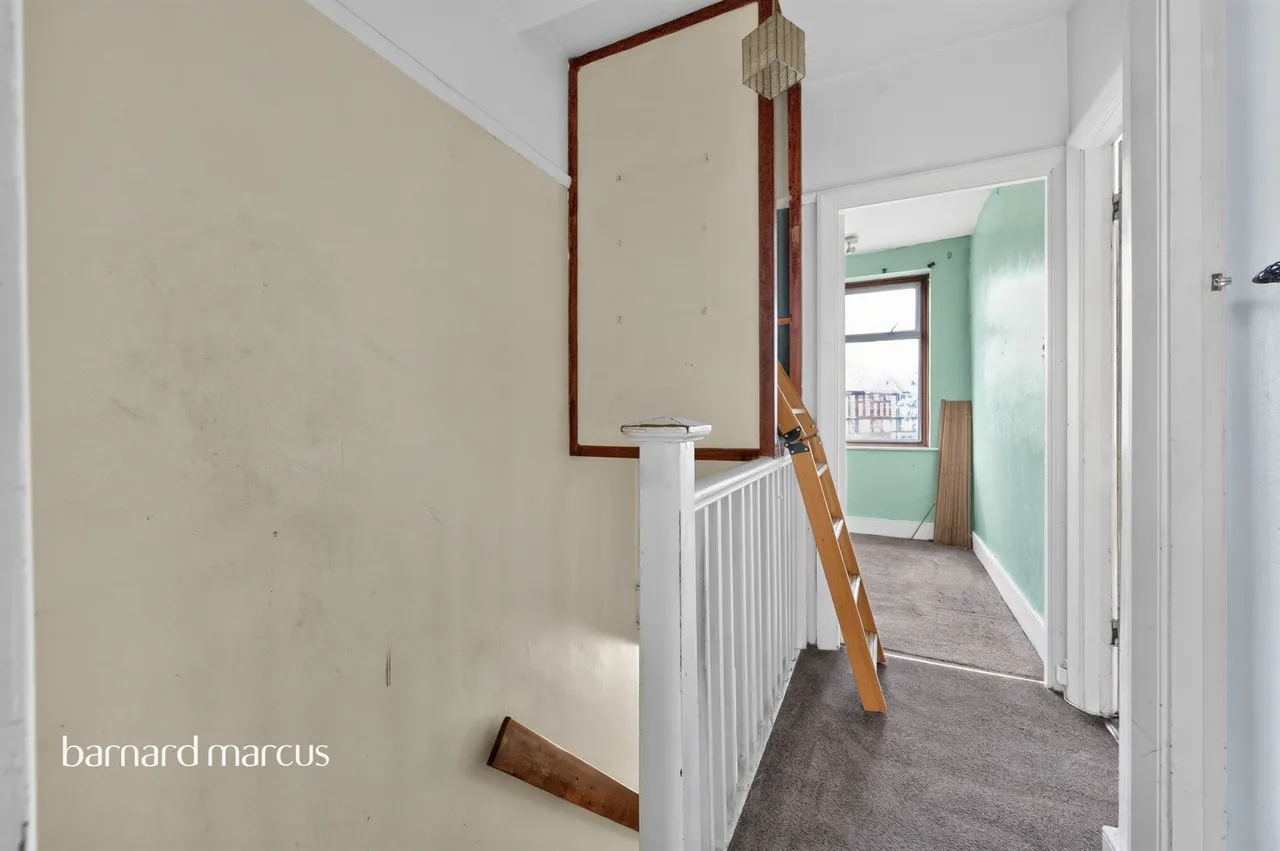 Sandringham Road, Worcester Park, photo 7