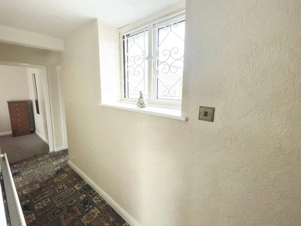 Maes Hyfryd Road, Holyhead, LL65, photo 23