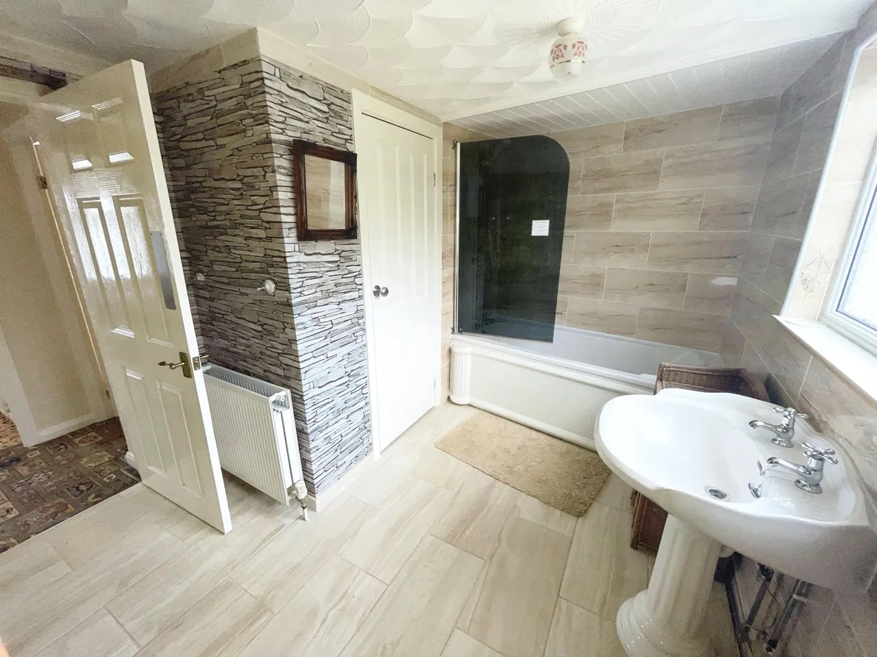 Maes Hyfryd Road, Holyhead, LL65, photo 31