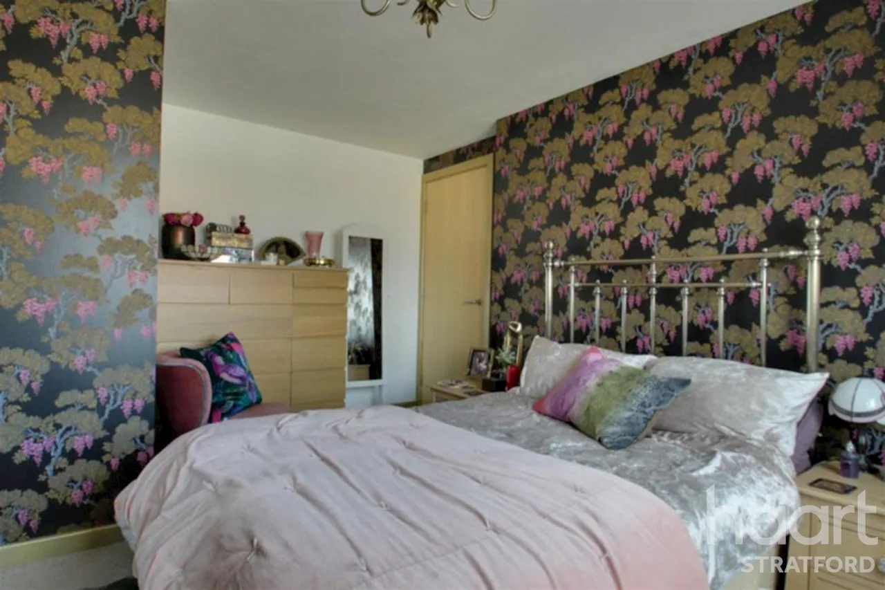 Forest Lane, London, E15, photo 12
