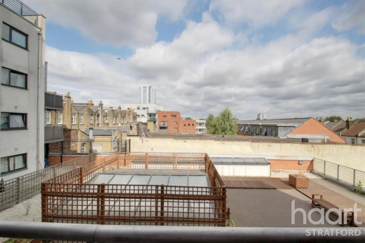Forest Lane, London, E15, photo 14