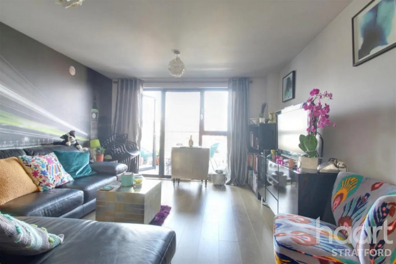Forest Lane, London, E15, photo 3